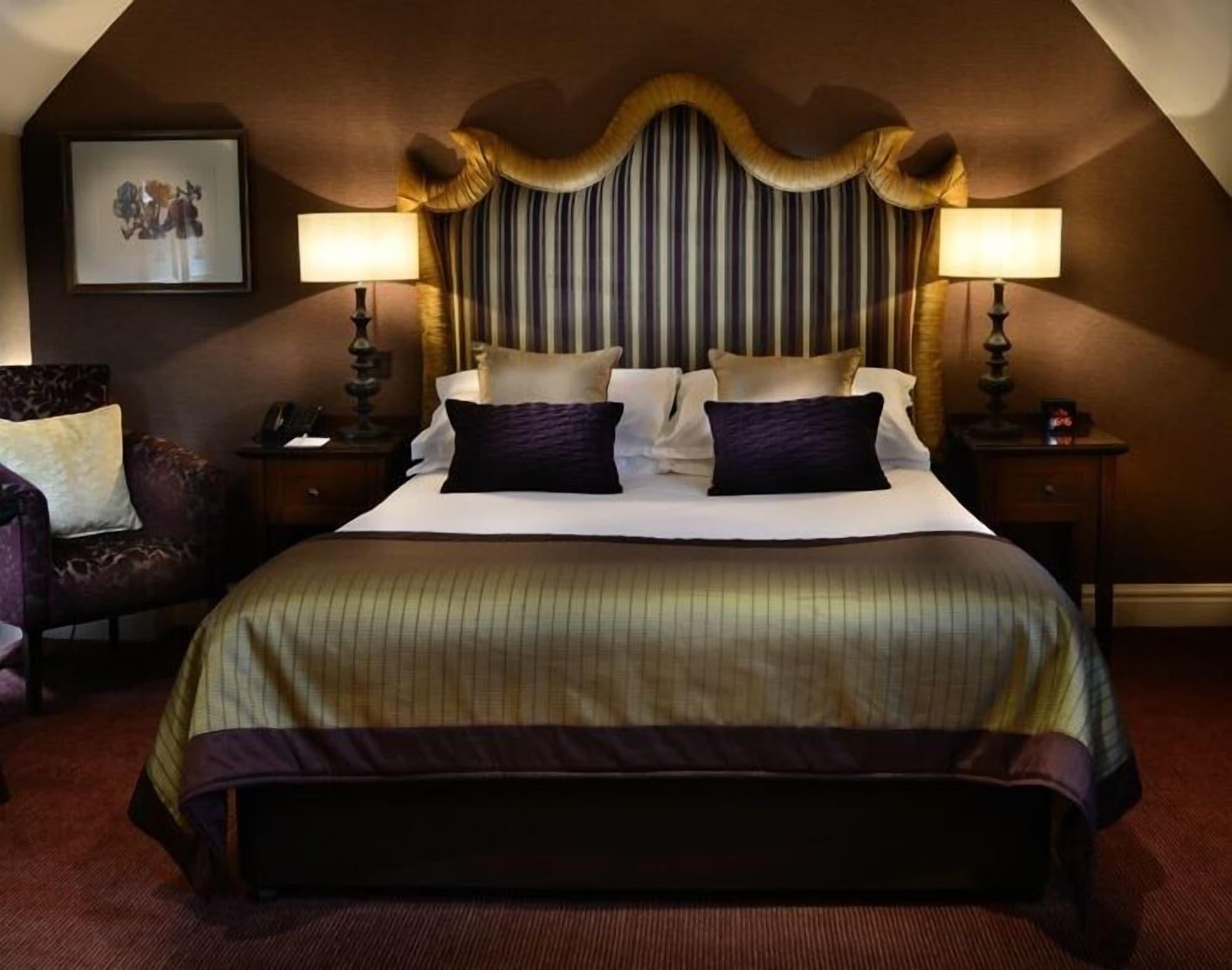 Inglewood Manor Hotell Ledsham  Eksteriør bilde