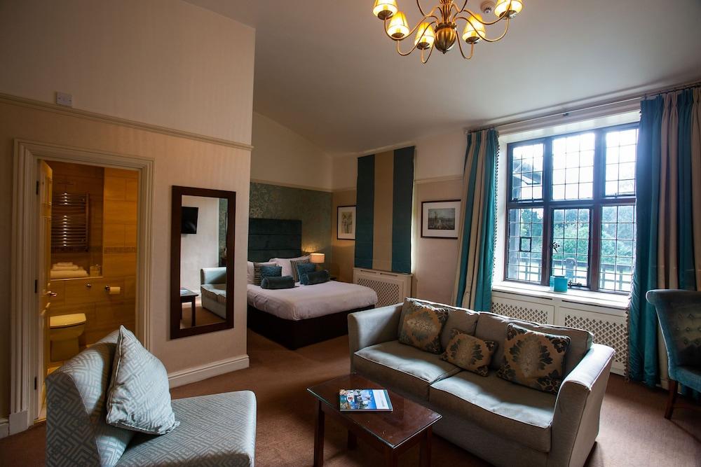 Inglewood Manor Hotell Ledsham  Eksteriør bilde