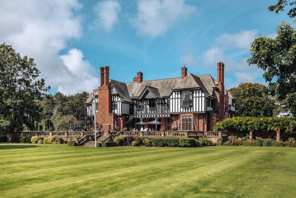 Inglewood Manor Hotell Ledsham  Eksteriør bilde